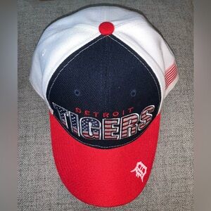 Detroit Tigers Baseball Hat American Flag/Miller Lite Retro Snap Back Style